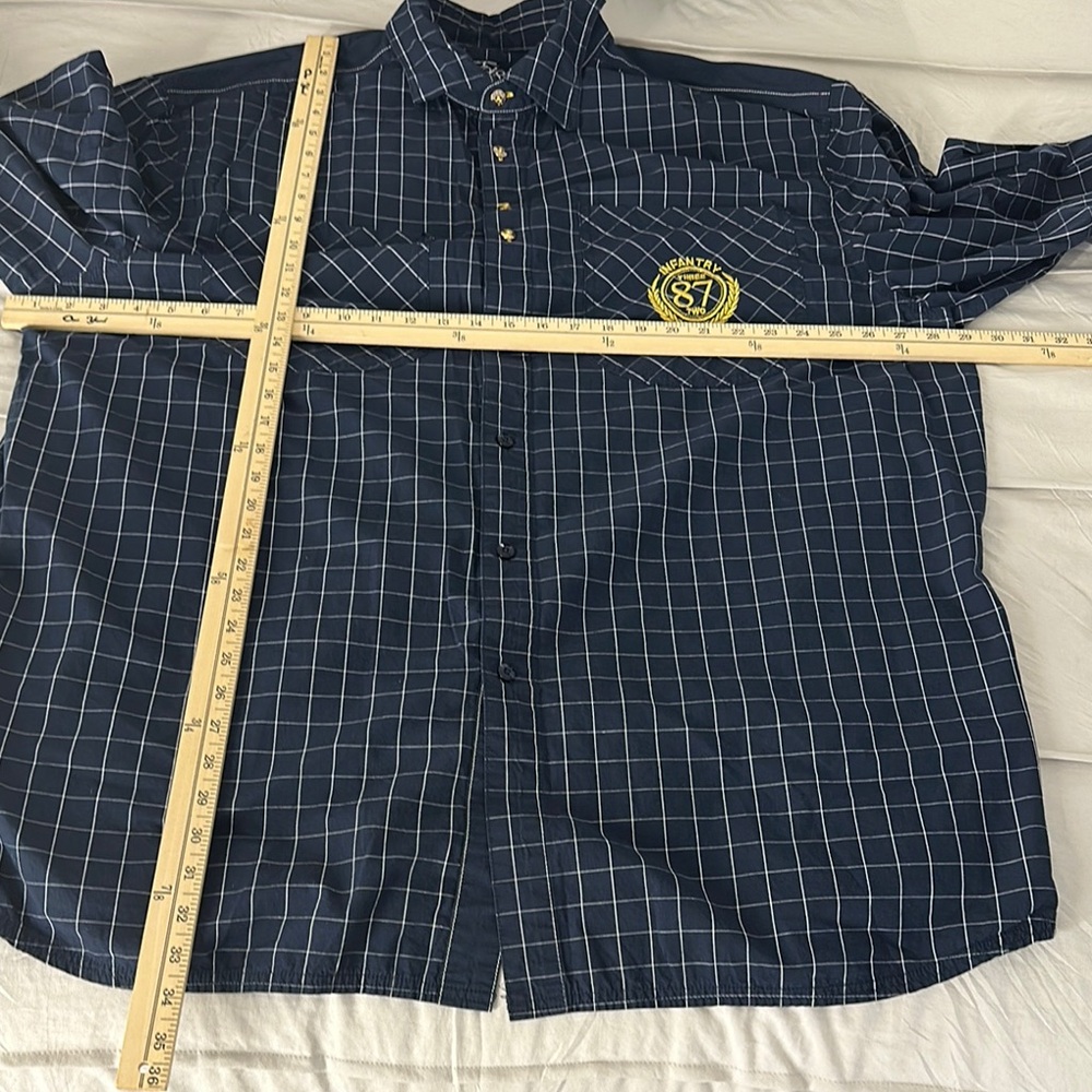 Eight 732 Checkered men’s button down Shirt navy blue with Gold Details - Picture 14 of 14